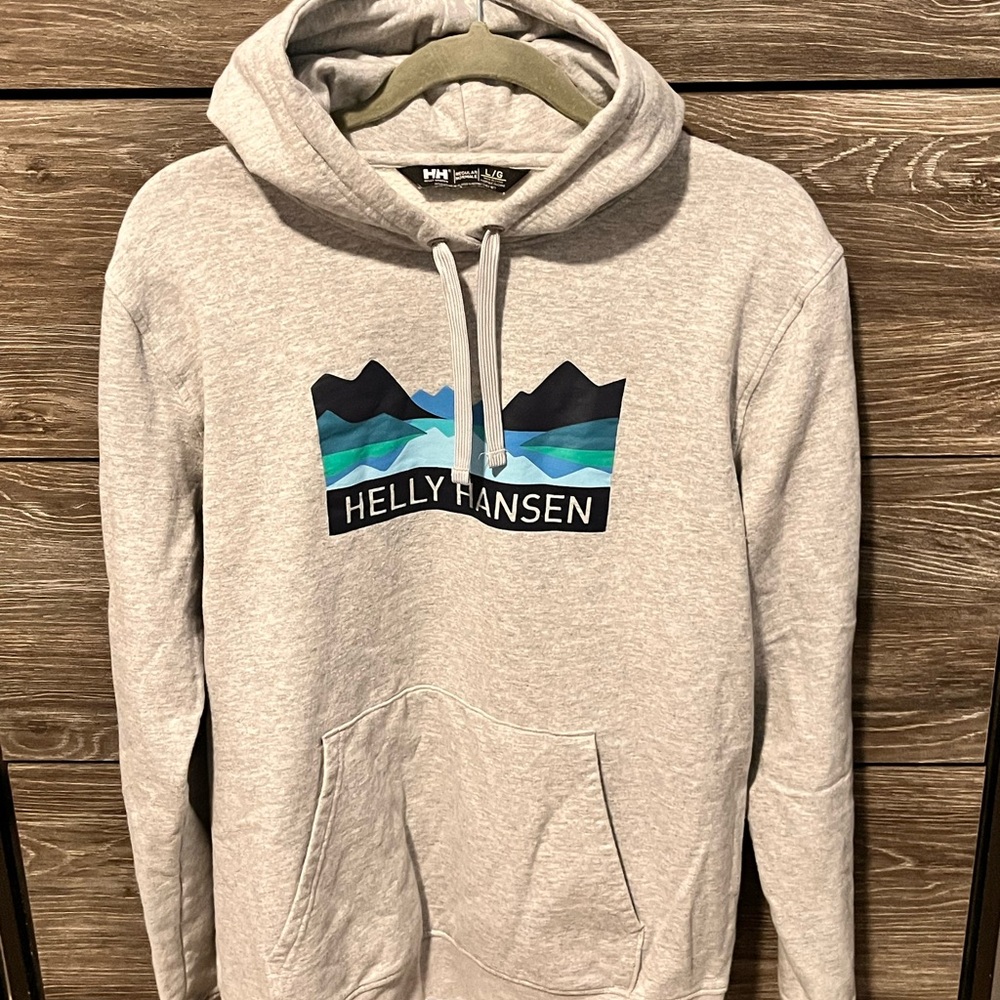 Helly Hansen Light Gray Hoodie with Mountain Graphic